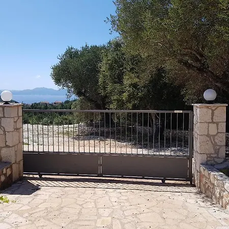 Entheos Prime View Villa Khalikerí