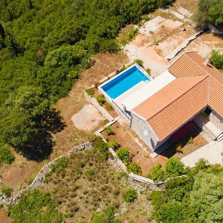 Entheos Prime View Villa Khalikerí
